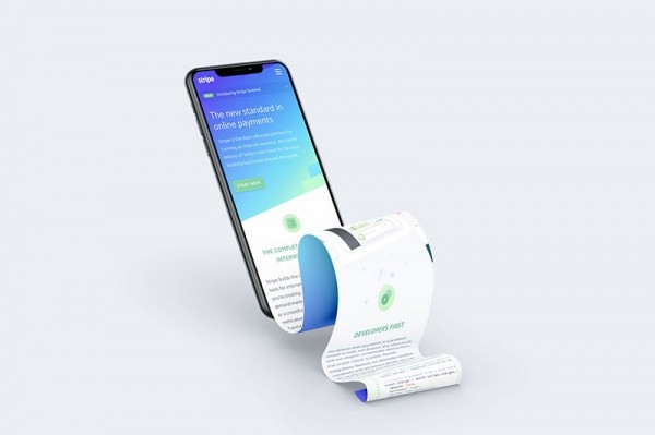 Free iPhone XS Longscroll Mockup - Graphic Designs